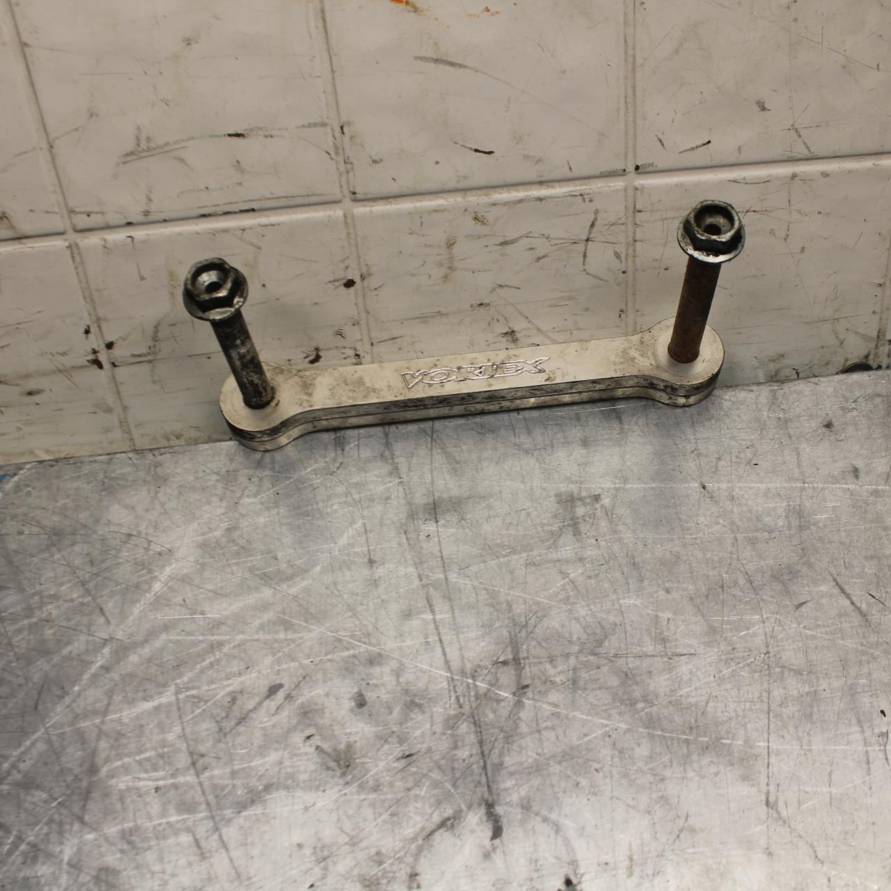 08-16 YAMAHA YZF R6 REAR SHOCK VORTEX LINKAGE LINKS BB465