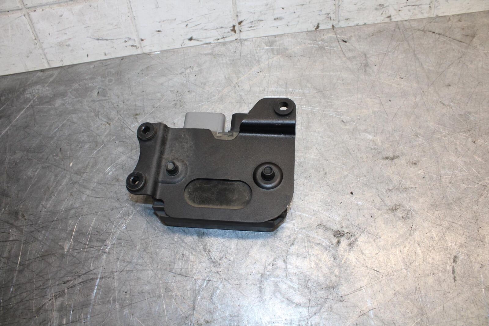 2008 Kawasaki Ninja ZX10R ZX1000E RECTIFIER VOLTAGE REGULATOR 21066-0731 BB524