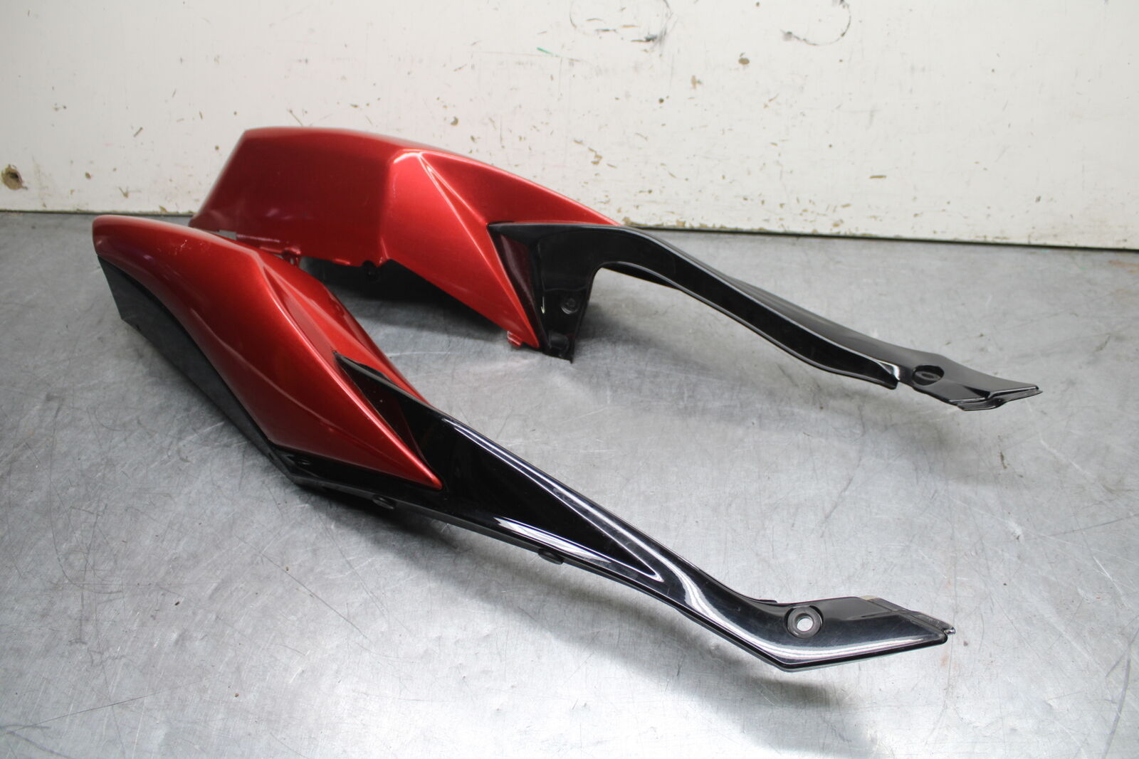 08-10 SUZUKI GSXR 600  REAR BACK TAIL FAIRING COWL SHROUD SET BB101
