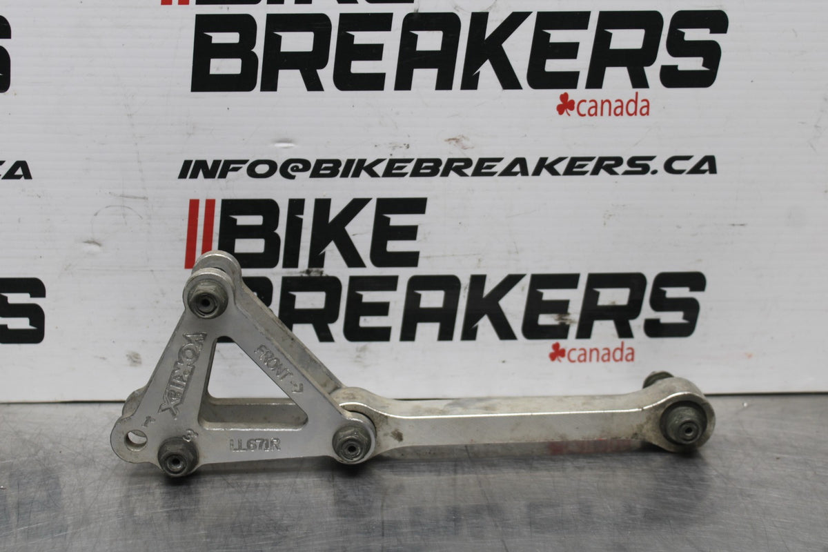 05 YAMAHA YZF R6 AFTERMARKET REAR DOGBONE SHOCK LINKAGE LINK BB814