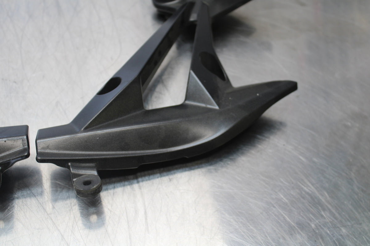 07 KAWASAKI Z1000 REAR BACK PASSENGER PEG SET PAIR BB148