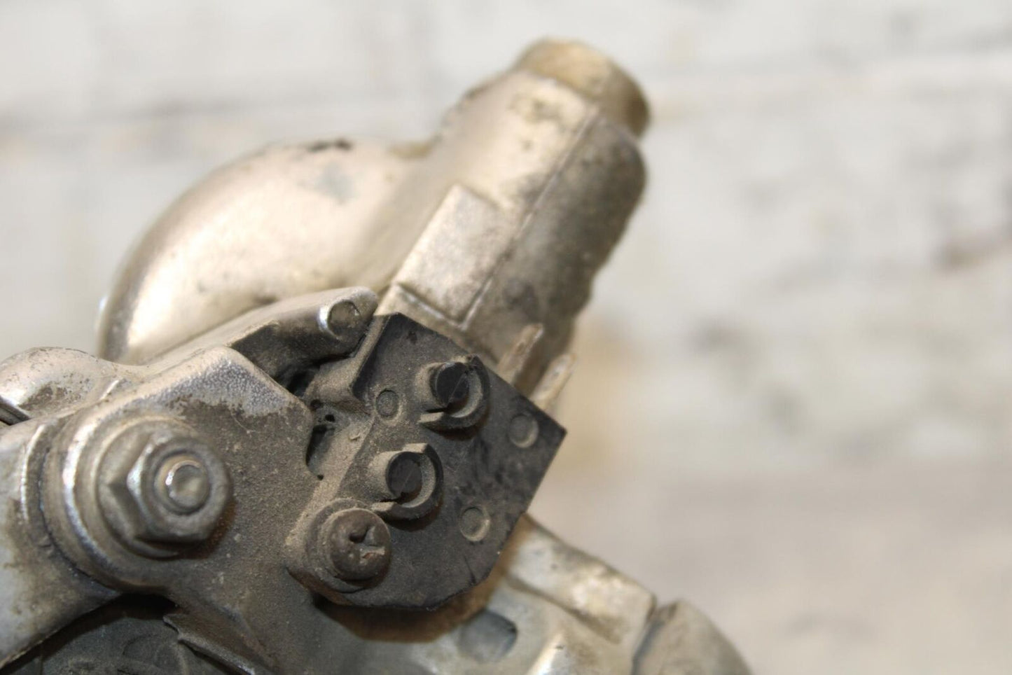 2005 Kawasaki Vulcan 1500 VN1500N FRONT BRAKE MASTER FLUID RESERVOIR BB576