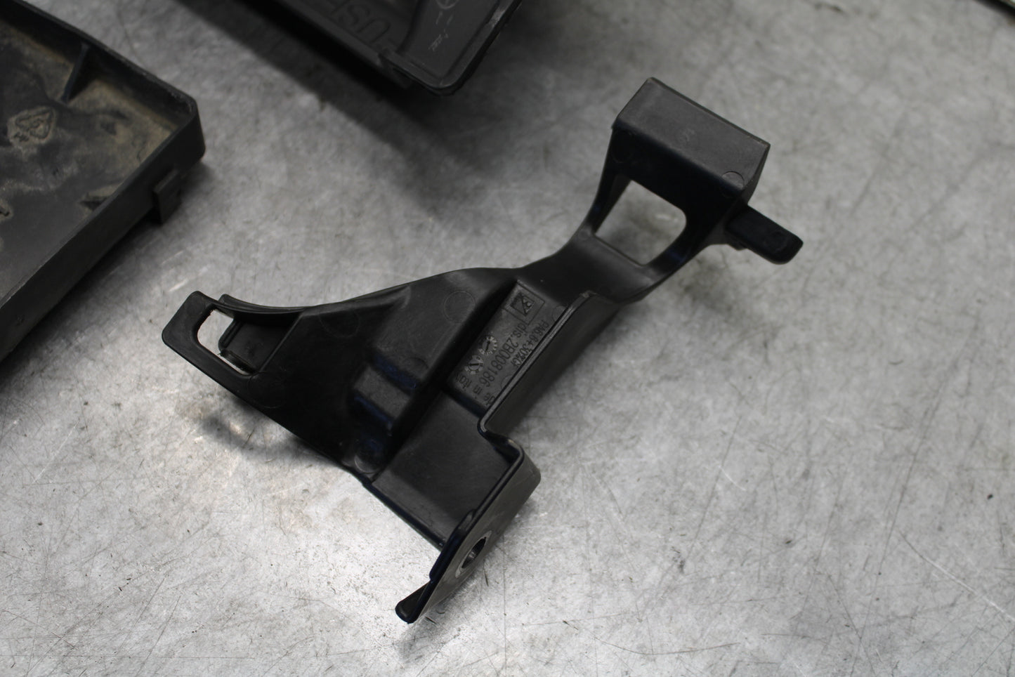 20-23 APRILIA RS660 MISCELLANEOUS INNER FAIRING COWL TRIM COVER PAN BB667