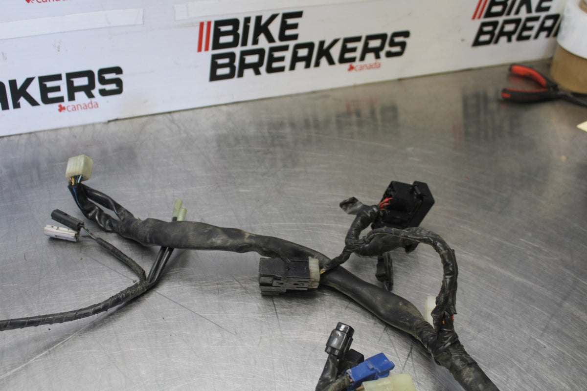 05 YAMAHA YZF R6 MAIN ENGINE WIRING HARNESS MOTOR WIRE LOOM BB894
