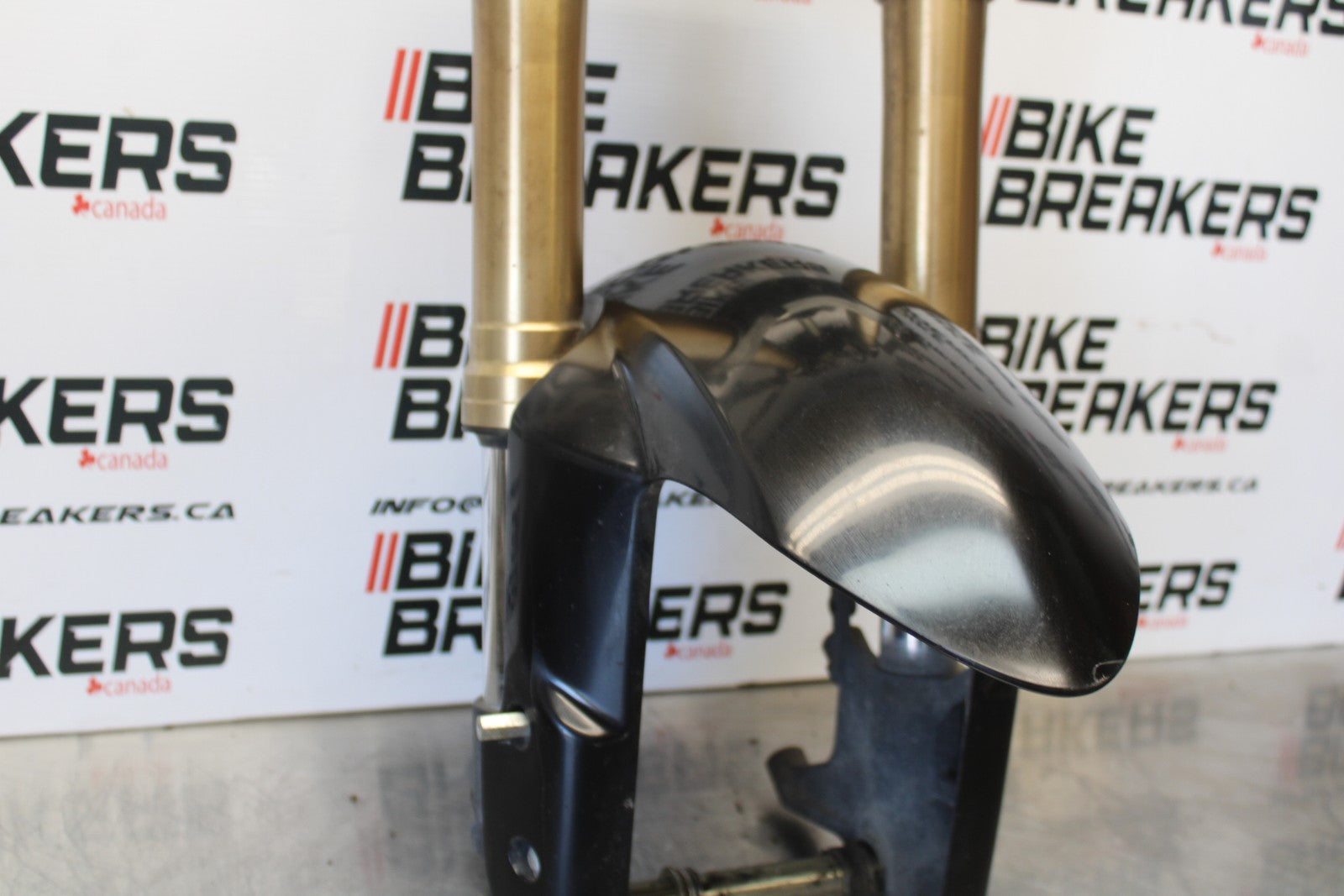 06-07 SUZUKI GSXR 600 FRONT END FORKS SUSPENSION HANDLEBARS TRIPLE TREE BB00