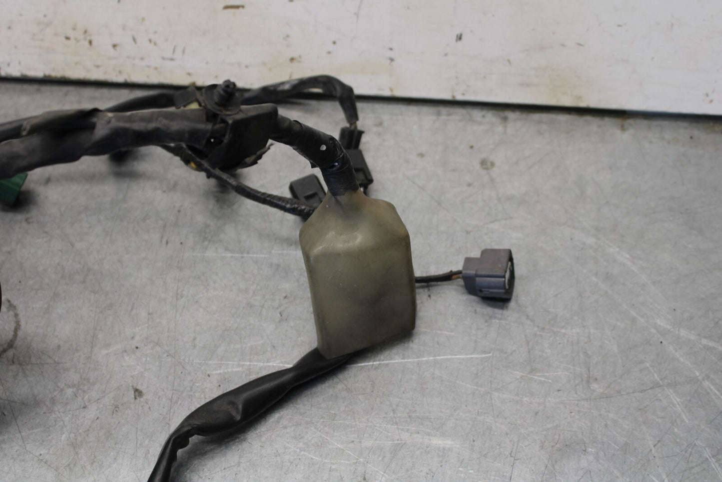 05-06 SUZUKI GSXR1000 MAIN ENGINE WIRING HARNESS WIRE LOOM 36610-41G30 BB677