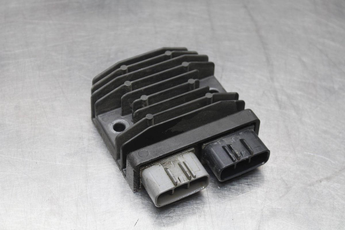 13-15 HONDA CBR500R RECTIFIER VOLTAGE REGULATOR BB834
