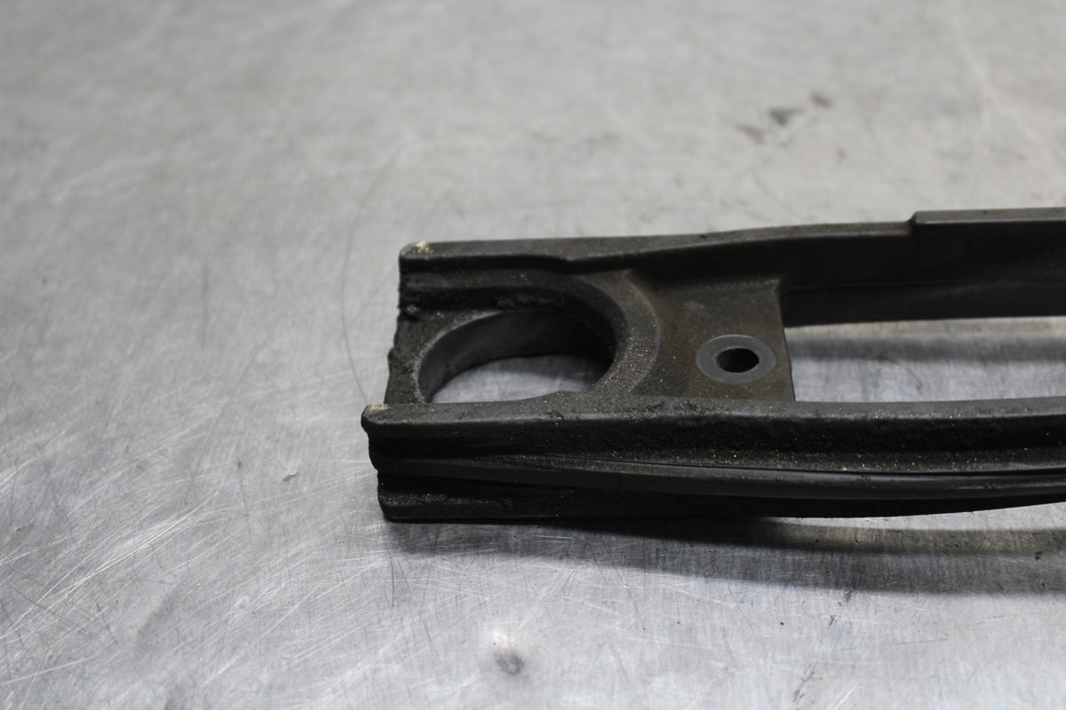 08-10 SUZUKI GSXR 600 SWINGARM CHAIN BUFFER SLIDER GUIDE BB130
