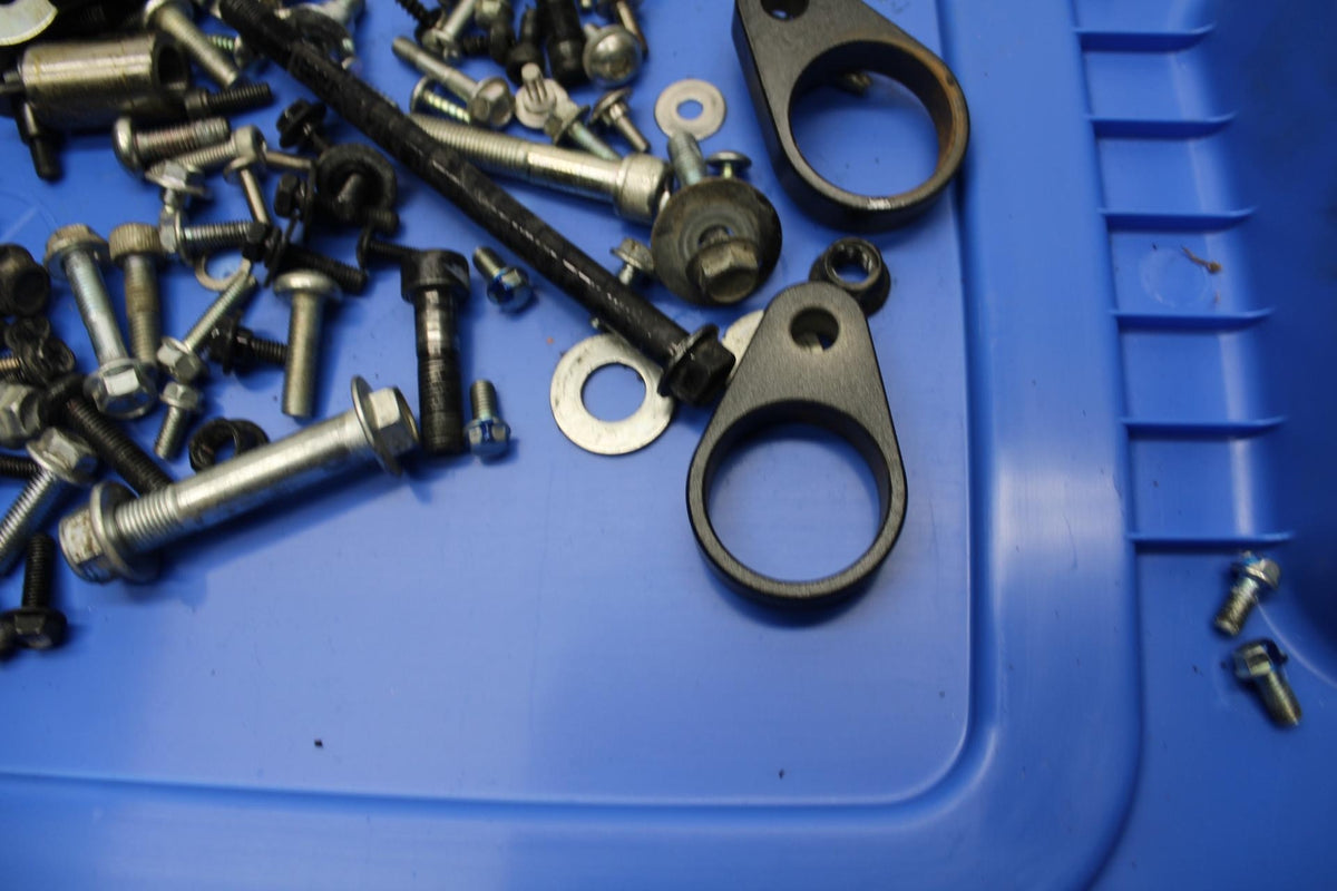 17-23 SUZUKI GSXR 250 GSX250RL8  MOUNTING BOLTS HARDWARE MOTOR SCREWS BB490