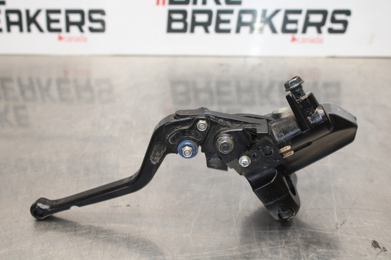 09-10 KAWASAKI ER-6N FRONT BRAKE MASTER CYLINDER w/ LEVER BB205