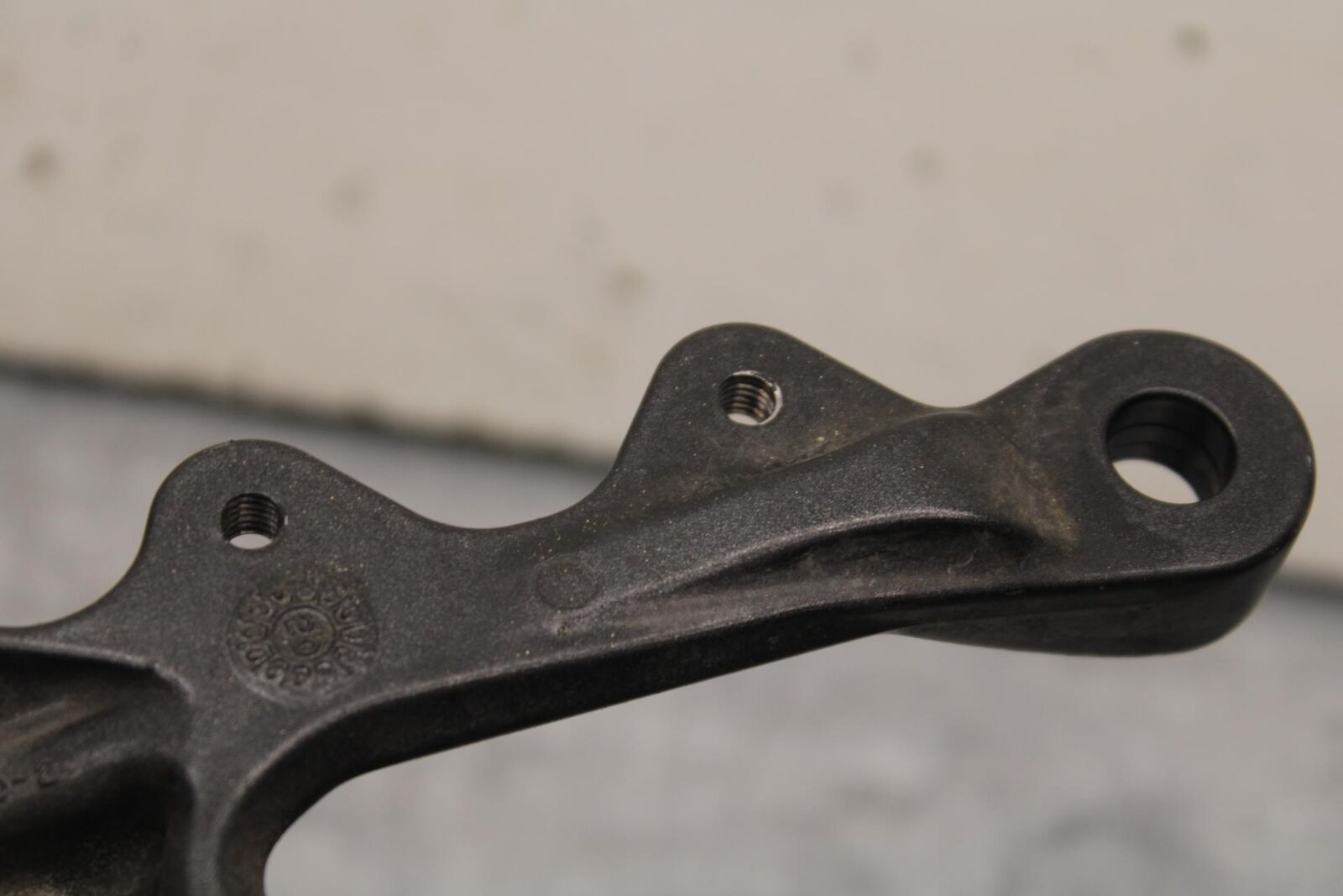 09-12 KAWASAKI NINJA ZX6R ZX600R LEFT REARSET DRIVER FOOT PEG REST STOP BB617