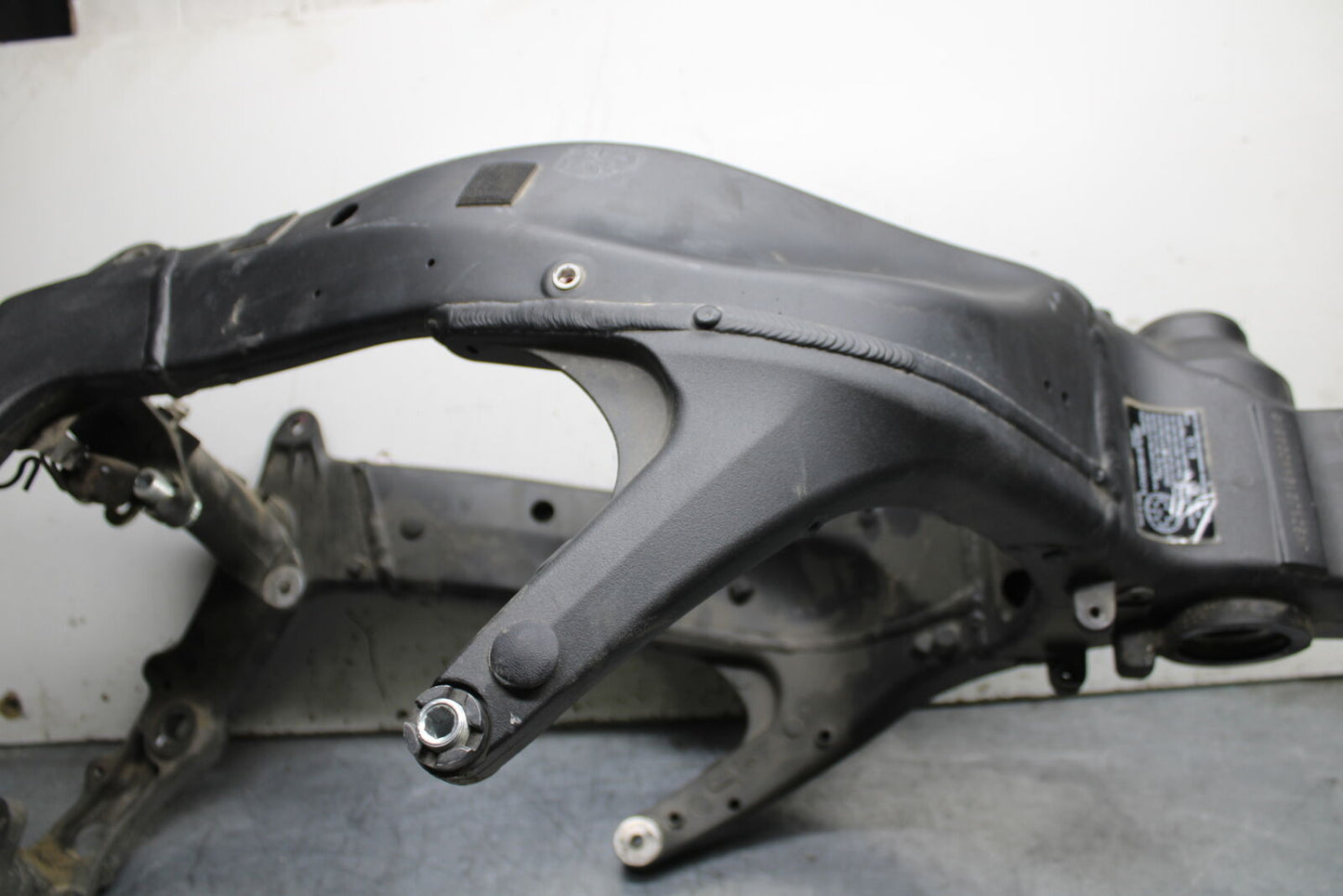 19-20 KAWASAKI NINJA ZX6R RACE OR STUNT FRAME CHASSIS BB338