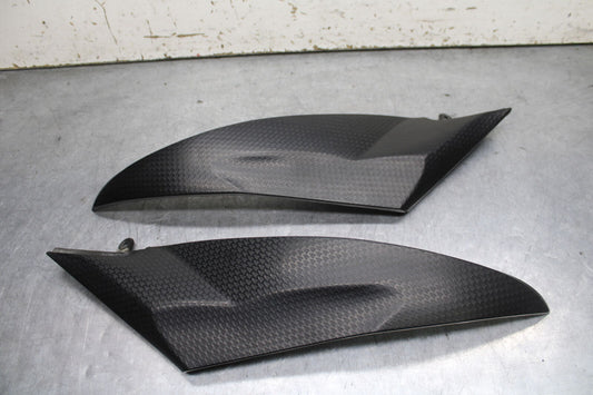 06-07 YAMAHA YZF R6 RIGHT LEFT GAS FUEL TANK PANELS COVERS TRIM SET COWLS  BB742