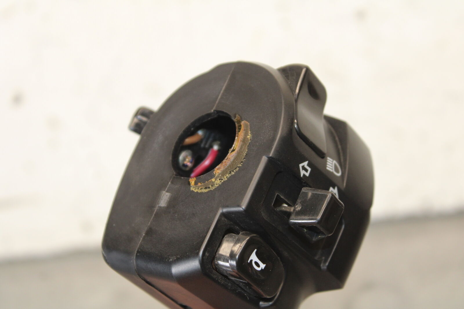 18-23 KAWASAKI NINJA 400 LEFT CLIP ON HANDLE HORN SIGNALS SWITCH SWITCHES  BB679