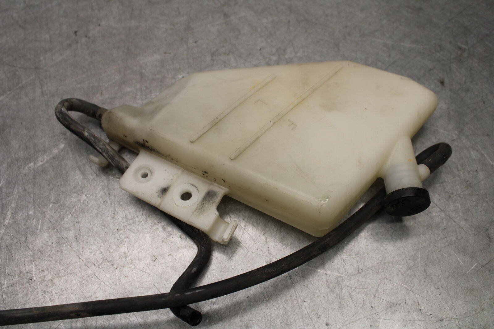 05-06 SUZUKI GSXR1000 COOLANT WATER TANK RESERVOIR BOTTLE 17910-41G00 BB663