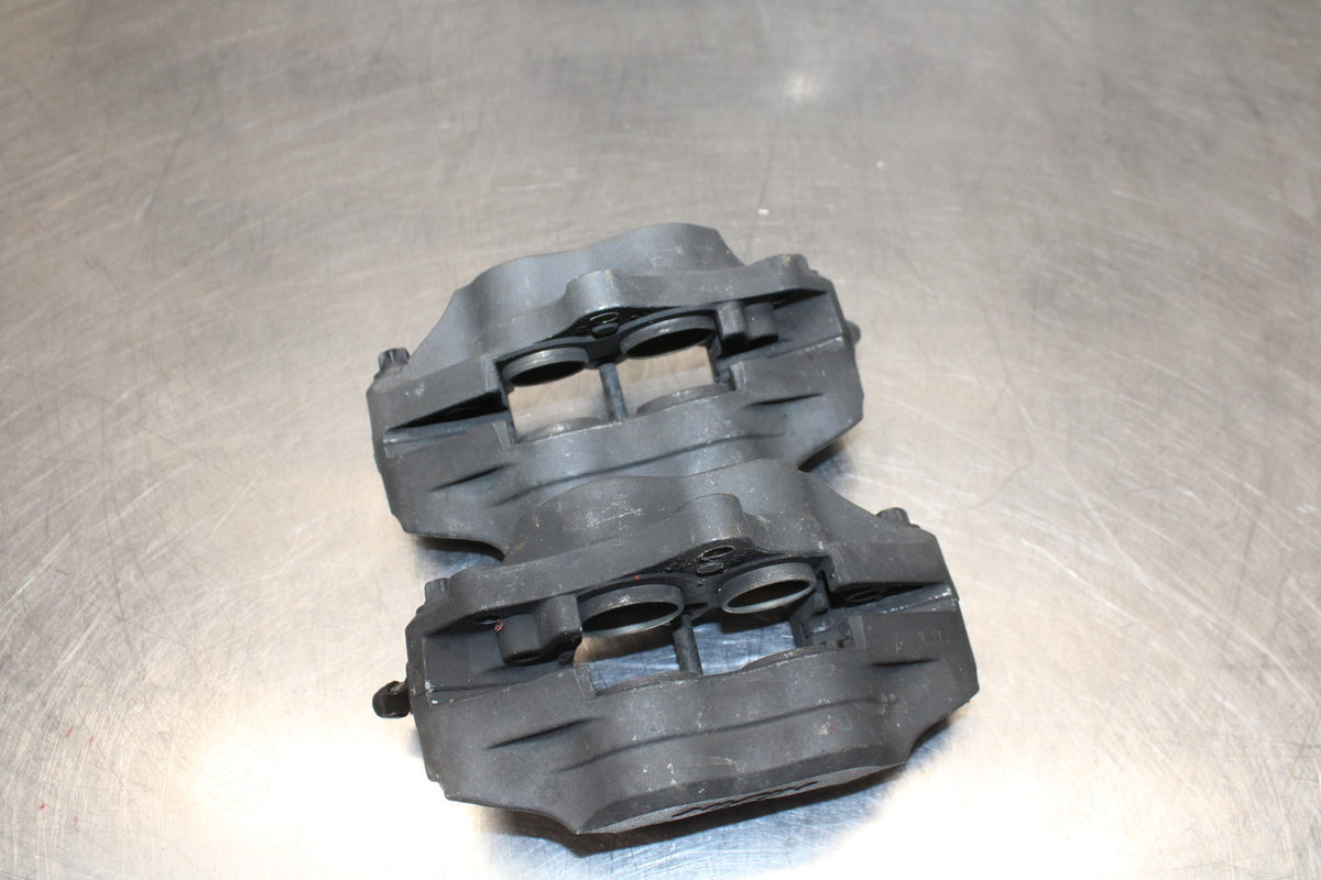 02-03 HONDA CBR954RR RIGHT LEFT FRONT BRAKE CALIPER SET PAIR CALIPERS BB497