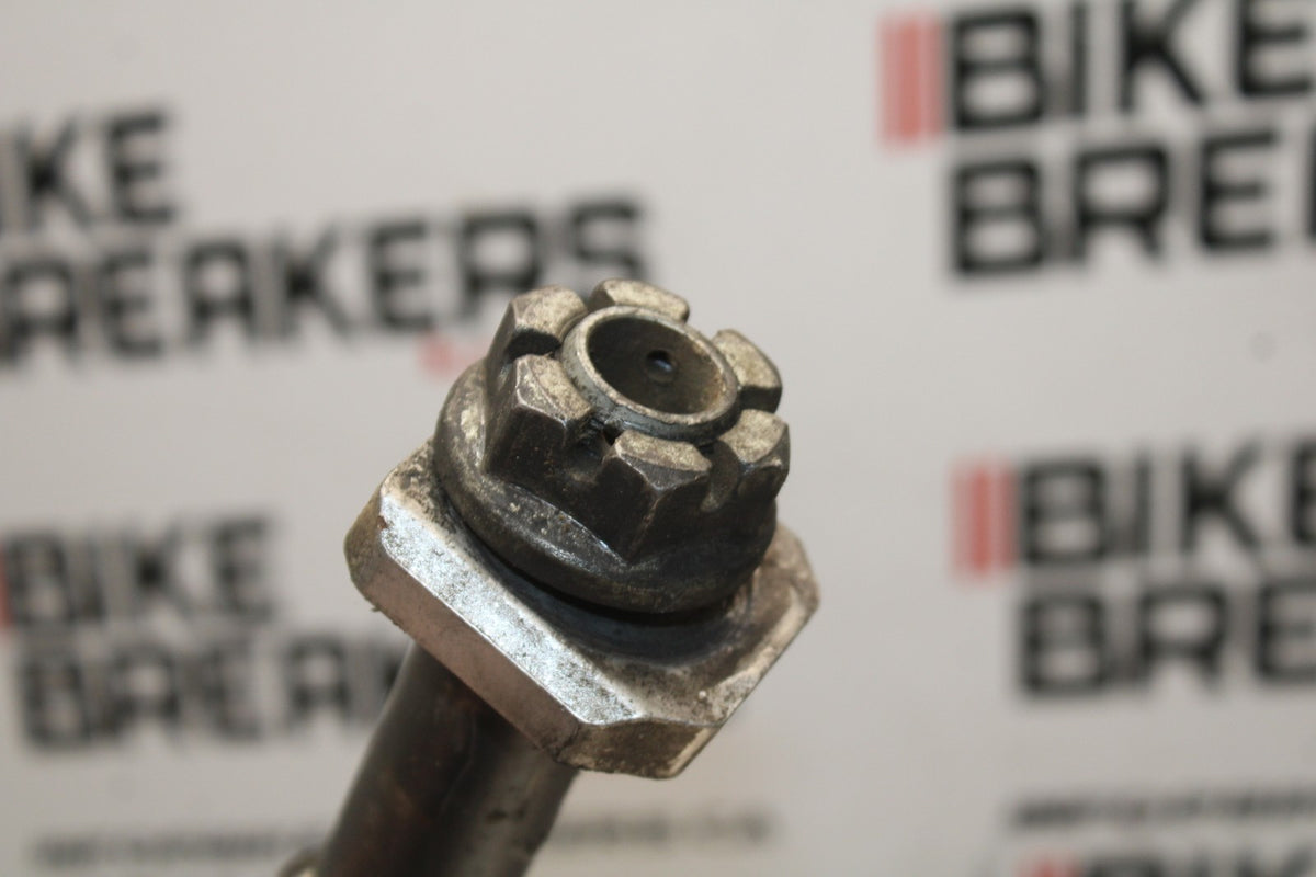 06-07 SUZUKI GSXR600 REAR AXLE BACK WHEEL RIM PIVOT BOLT AXEL BB836