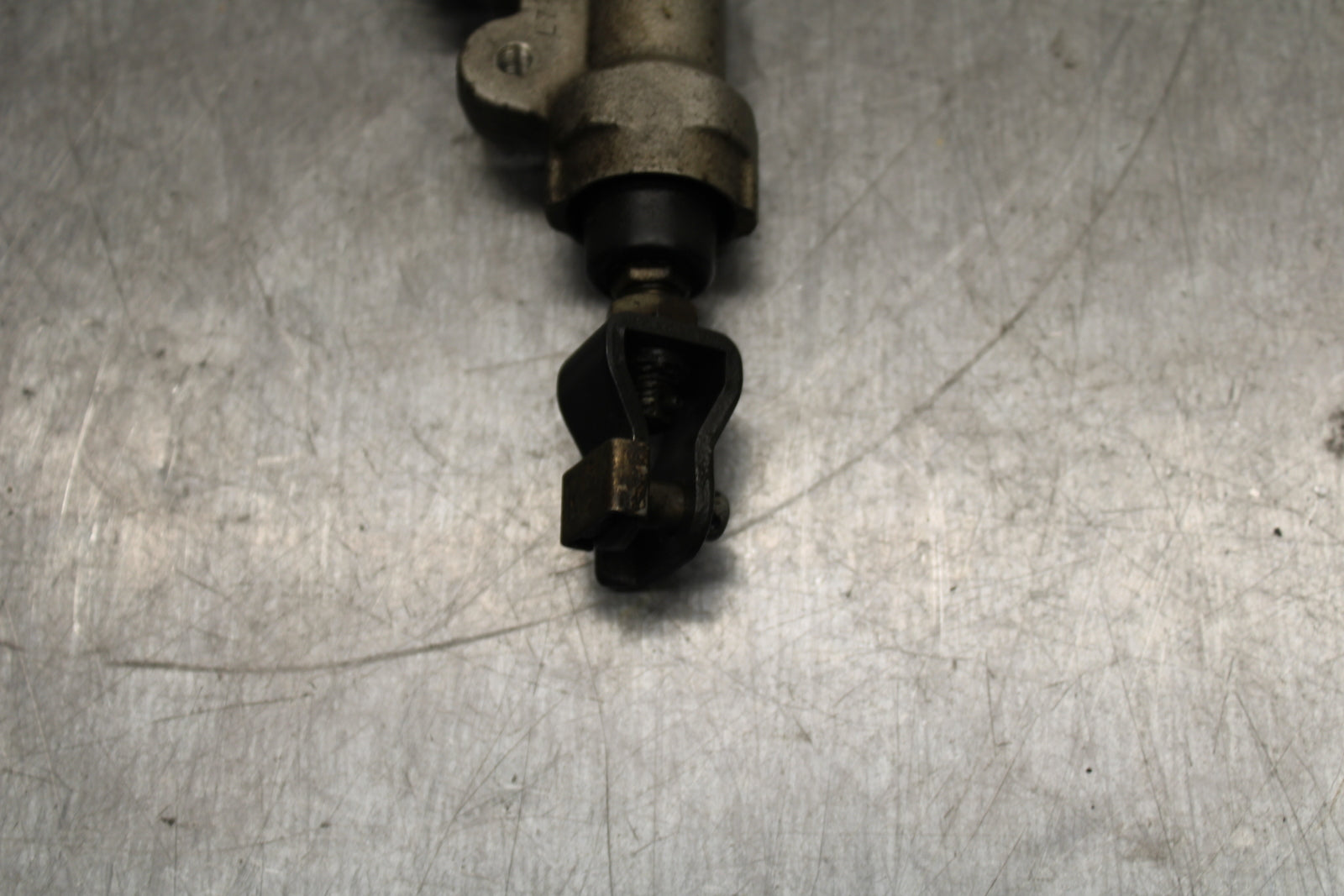 95-98 HONDA CBR600F3 REAR BACK BRAKE MASTER CYLINDER W RESERVOIR BB122
