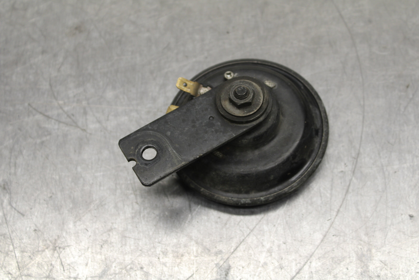 12-13 KAWASAKI Z1000 HORN SIGNAL BB743