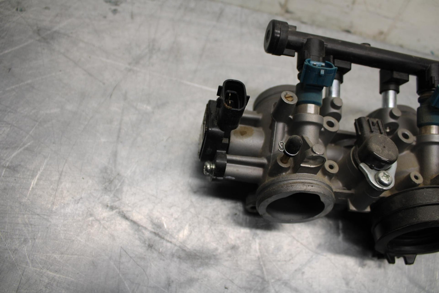 18-20 YAMAHA MT-07  MT-07 ABS MAIN FUEL INJECTORS / THROTTLE BODIES BB454
