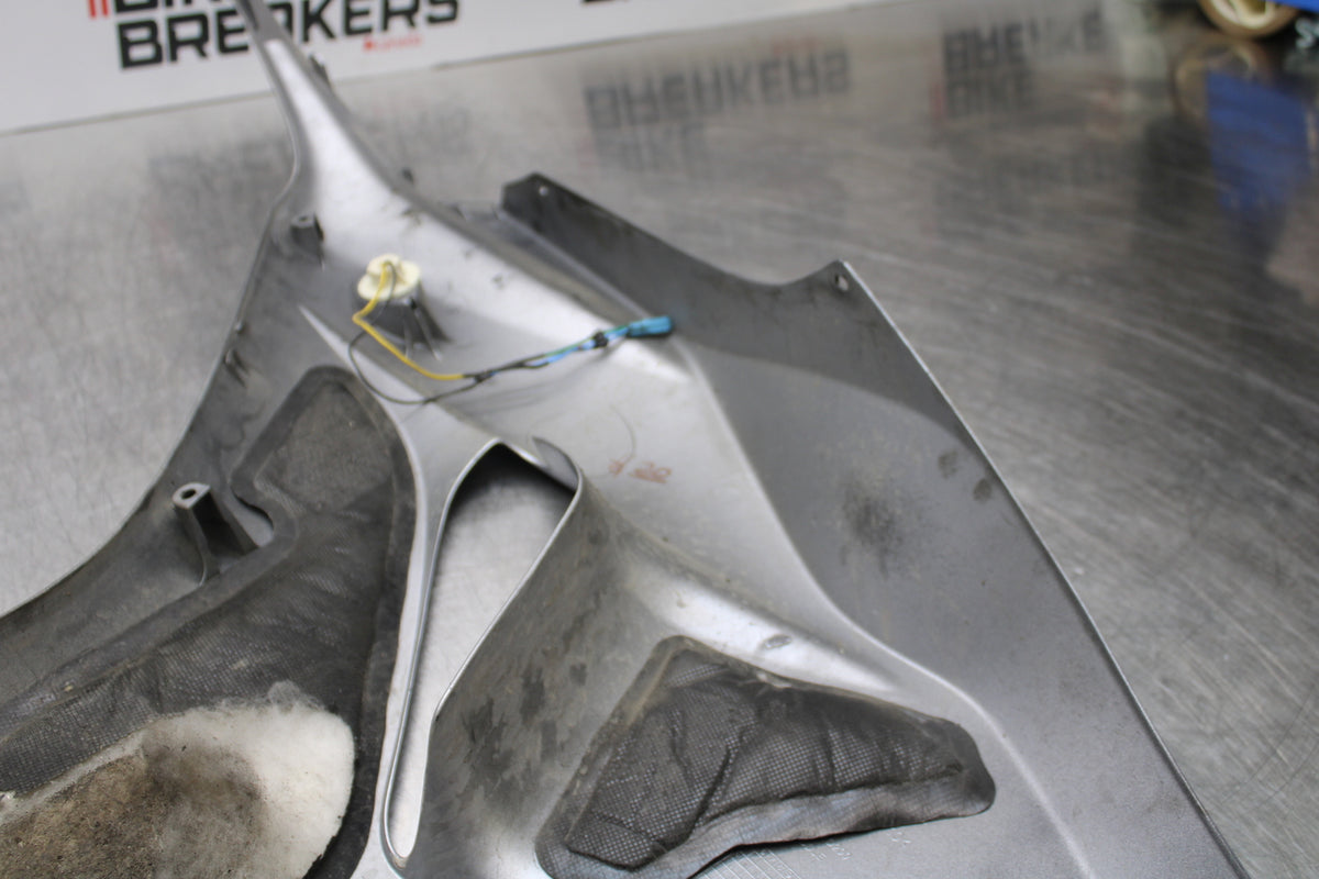 06-07 HONDA CBR1000RR RIGHT MID UPPER SIDE FAIRING COWL  BB166