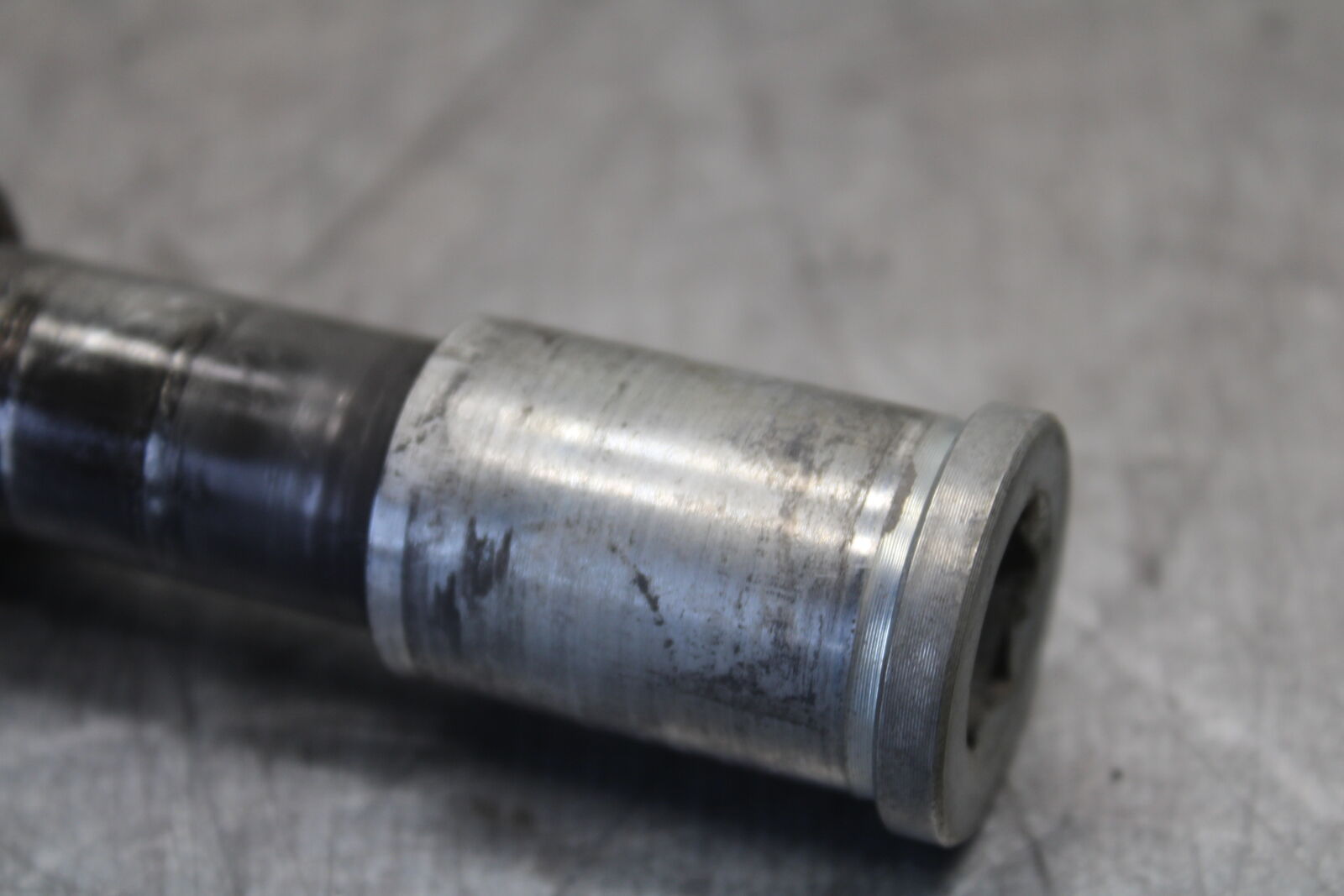 12-17 KAWASAKI ER-6N Z650 FRONT WHEEL RIM AXLE PIVOT BOLT BB709