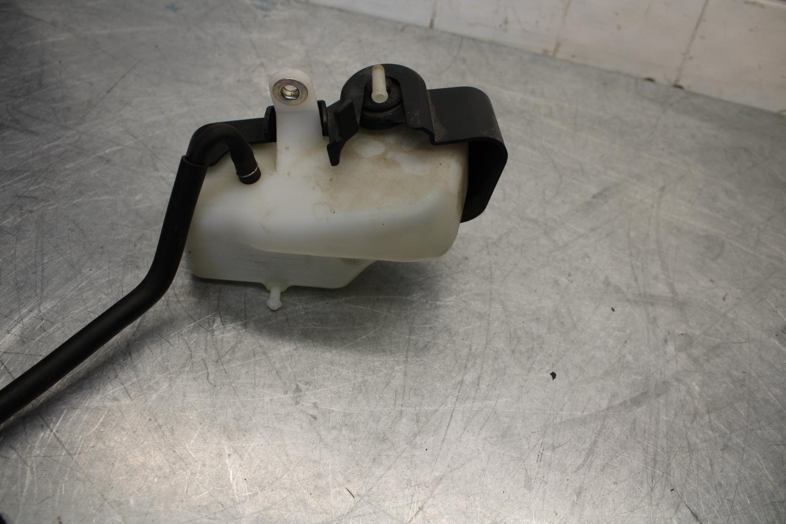 17-18 YAMAHA YZF R3 COOLANT WATER TANK RESERVOIR BOTTLE  BB438