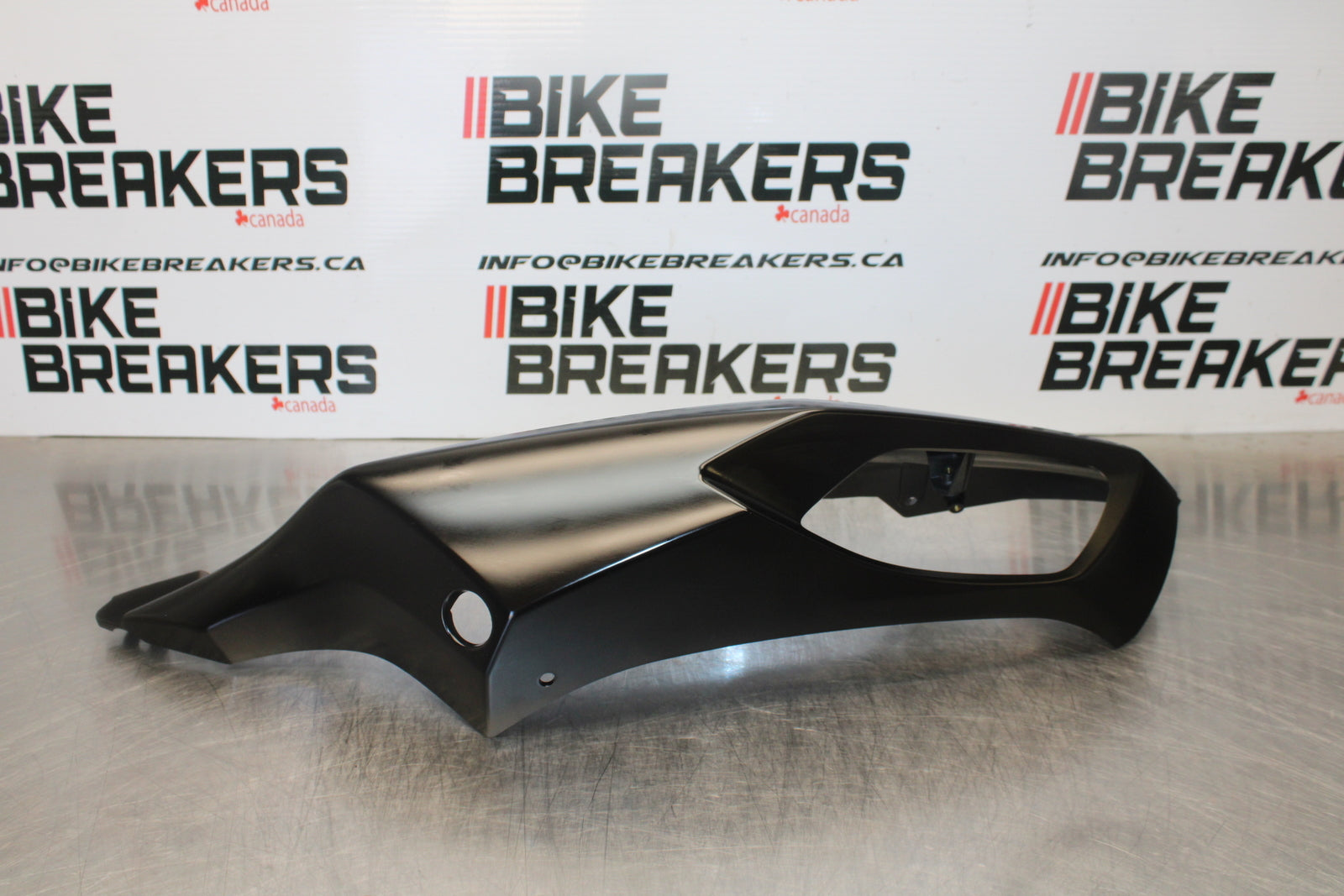 23-24 KAWASAKI NINJA ZX14R LEFT REAR BACK TAIL FAIRING COWL SHROUD BB169
