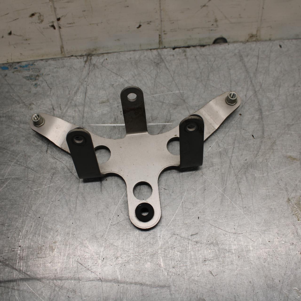 07-08 KAWASAKI CONCOURS 1400 ABS GAUGES STAY BRACKET BB449