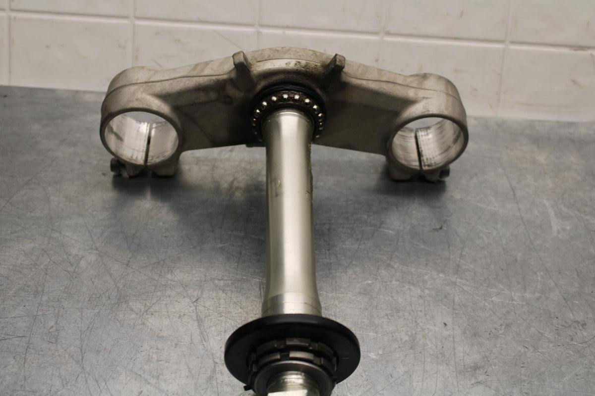 2011 Kawasaki Ninja ZX6R ZX600R FRONT FORKS CLAMP LOWER TRIPLE TREE STEM BB587