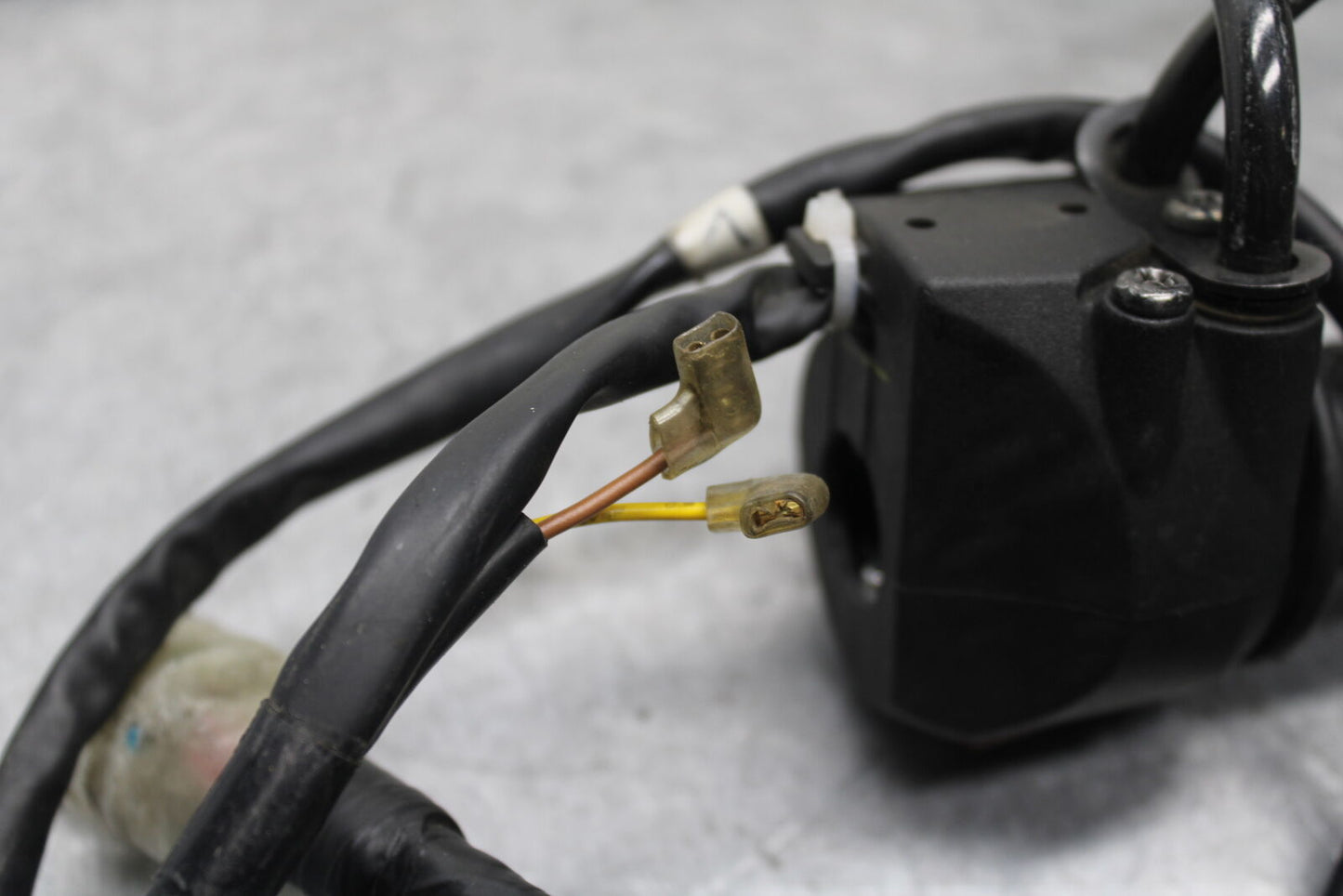 15-17 YAMAHA YZF R3 THROTTLE CABLE HOUSEING & CABLE SET BB651
