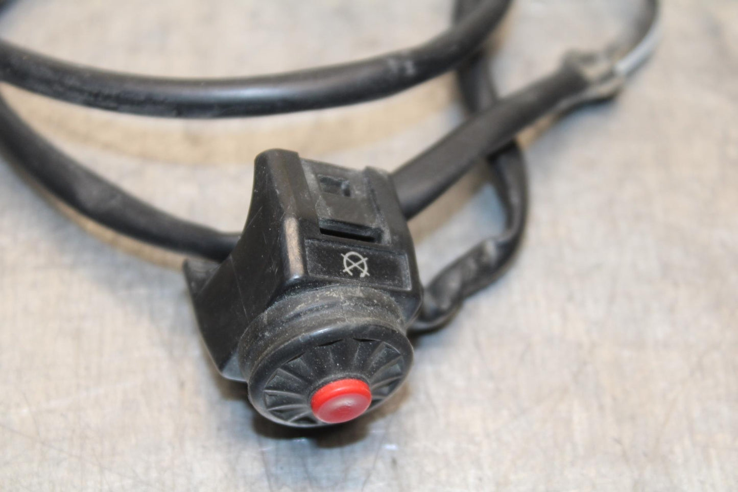 13 KTM 350 SXF KILL OFF SWITCH BUTTON BB104