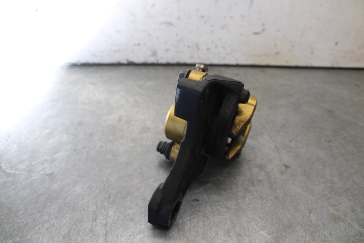 07-08 TRIUMPH DAYTONA 675 REAR BACK BRAKE CALIPER W MOUNT BRACKET BB685