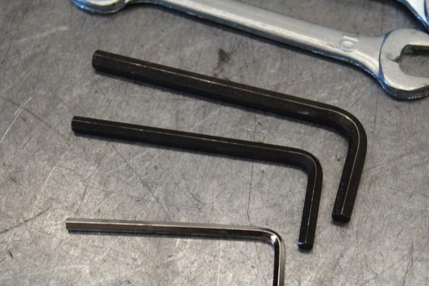 11-24 SUZUKI GSXR750 STOCK TOOLS OEM TOOL BAG KIT SET BB687