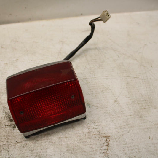 06-07 SUZUKI BOULEVARD S40 TAILLIGHT REAR TAIL BRAKE LIGHT BB375