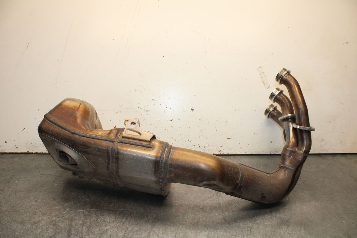 22-24 YAMAHA XSR900 FULL EXHAUST SYSTEM HEADERS PIPE MUFFLER BB710