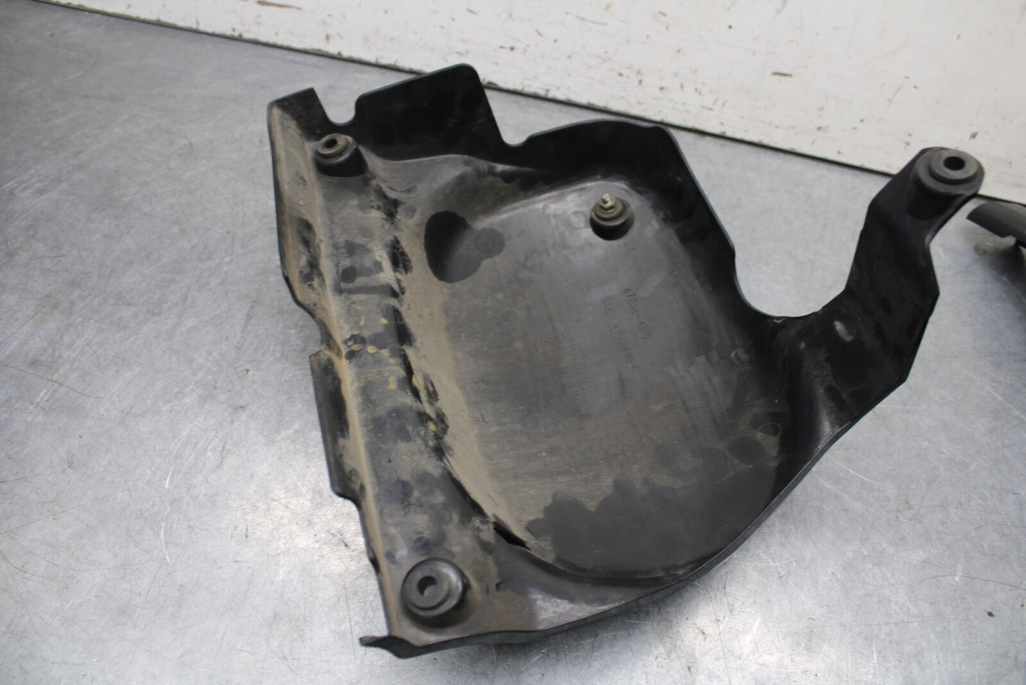 05-06 SUZUKI BOULEVARD M50 FRAME COVER 47351-41F00-019 47351-41F01-019 BB671