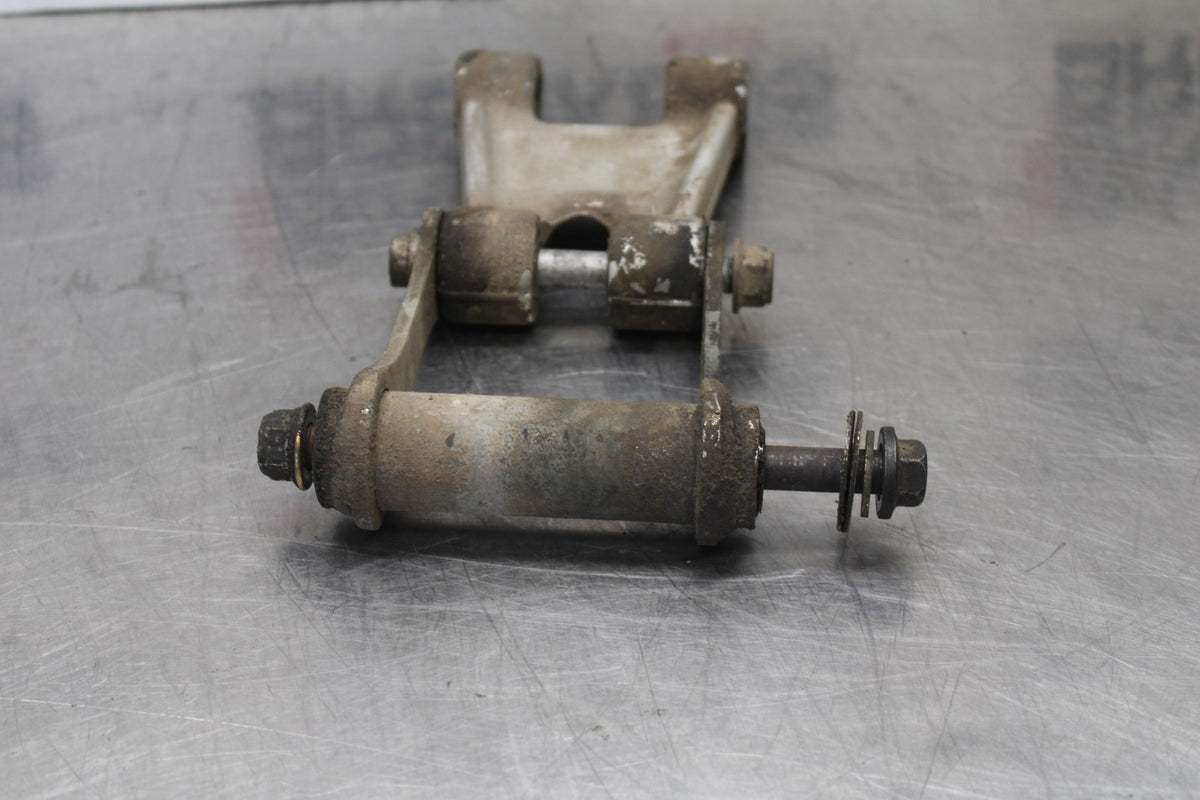 05-08 TRIUMPH SPEED TRIPLE 1050 REAR DOGBONE SHOCK LINKAGE LINK BB933