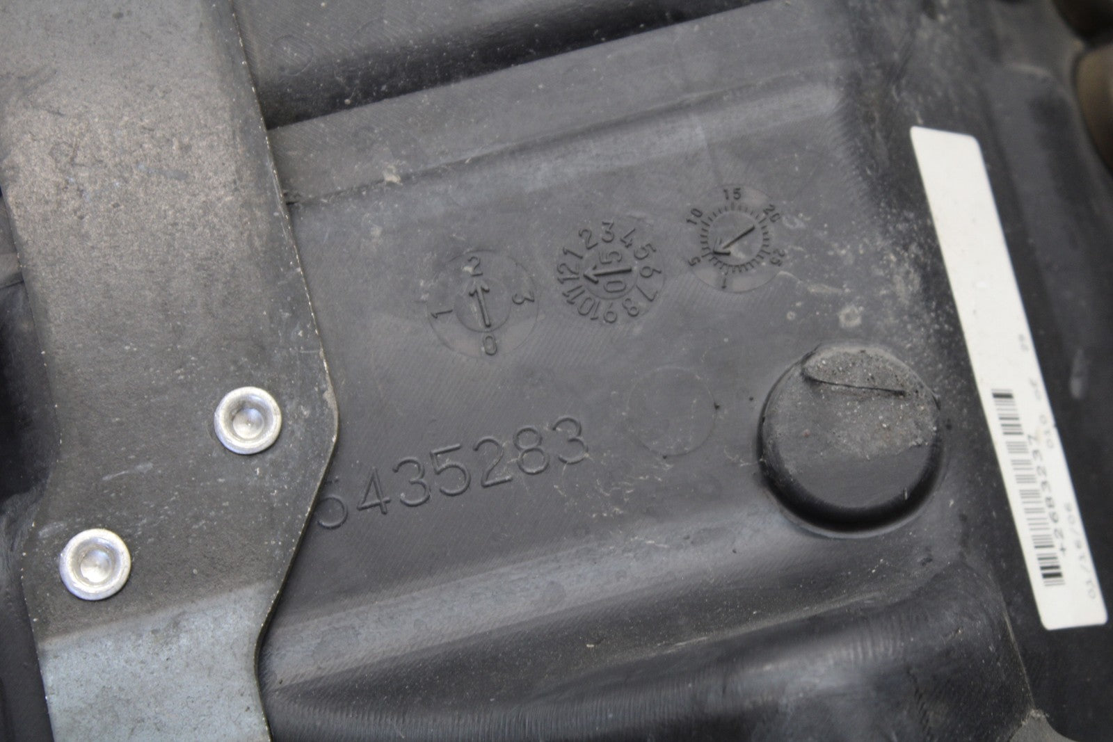 05-06 VICTORY KINGPIN DELUXE FRONT DRIVERS SEAT BB195