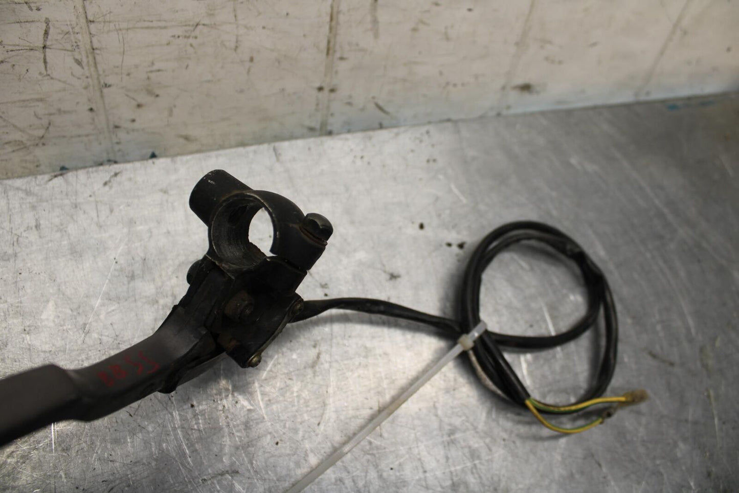 82-83 SUZUKI GS1100GL CLUTCH PERCH MOUNT WITH LEVER  BB30