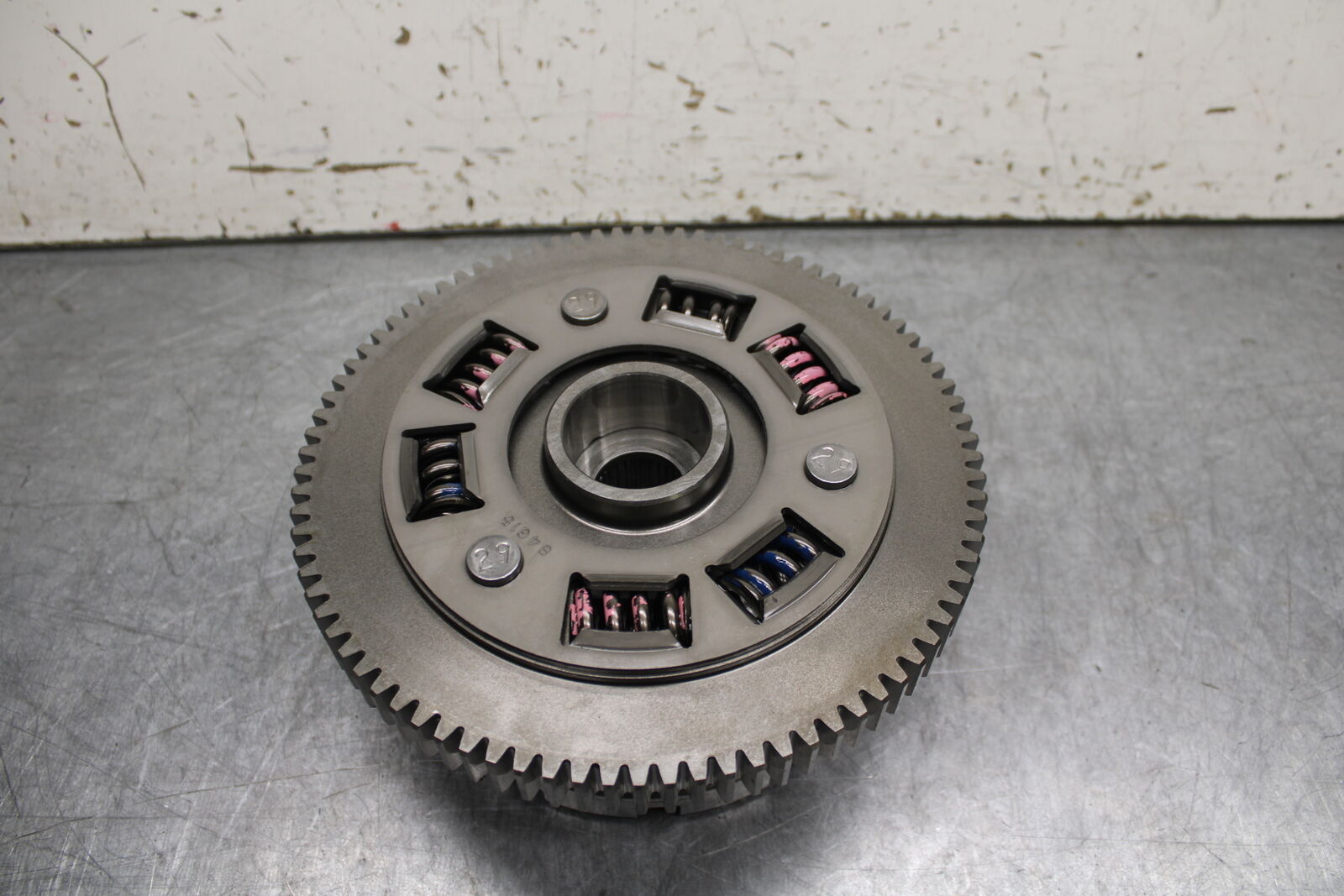 22-24 INDIAN CHIEF BOBBER DARK HORSE COMPLETE CLUTCH W PLATES BASKET HUB BB717