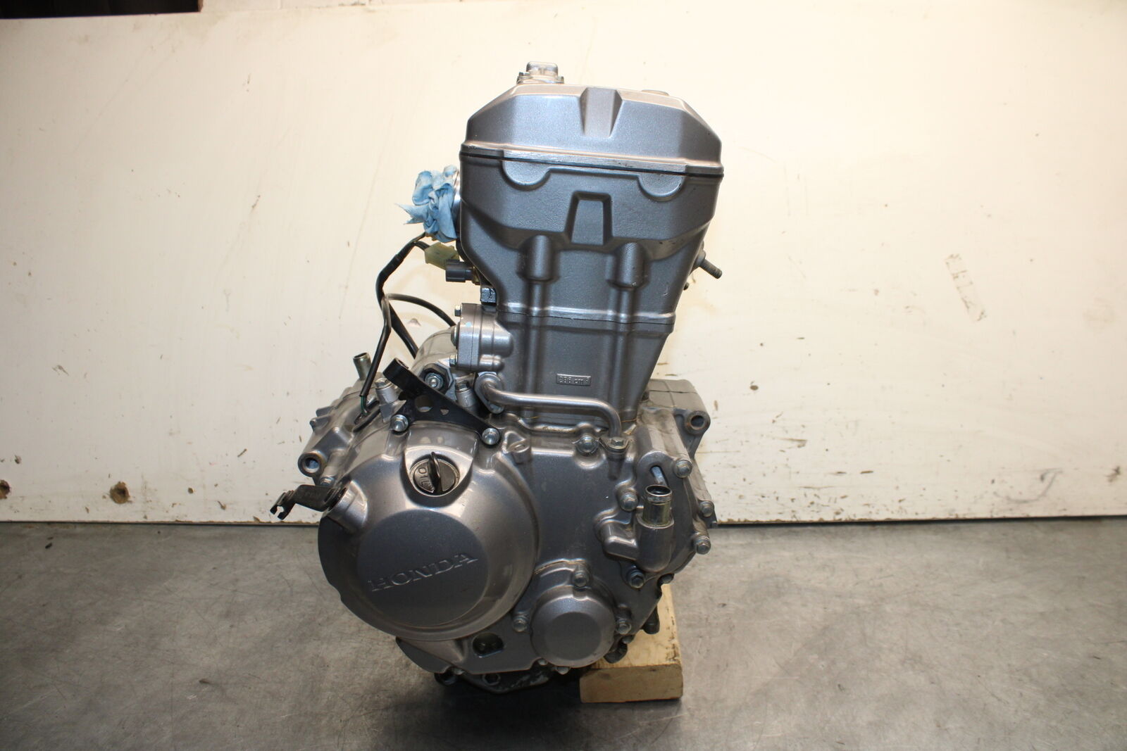 15-16 HONDA CB300F ENGINE MOTOR BB740