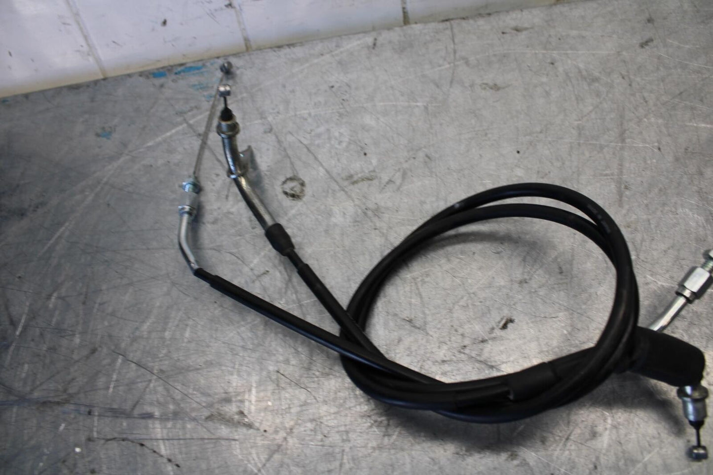 15-21 SUZUKI GSXR600 THROTTLE CABLES LINES BB437