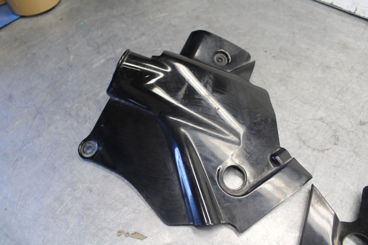 05-06 YAMAHA ROYAL STAR FRAME COVER COWL BB697