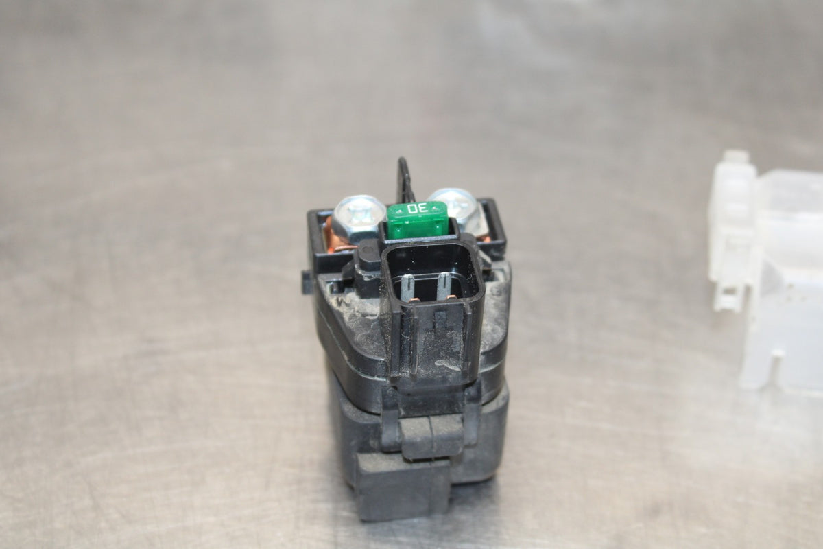 08-10 SUZUKI GSXR 600 ENGINE STARTER RELAY STARTING MOTOR SWITCH BB835