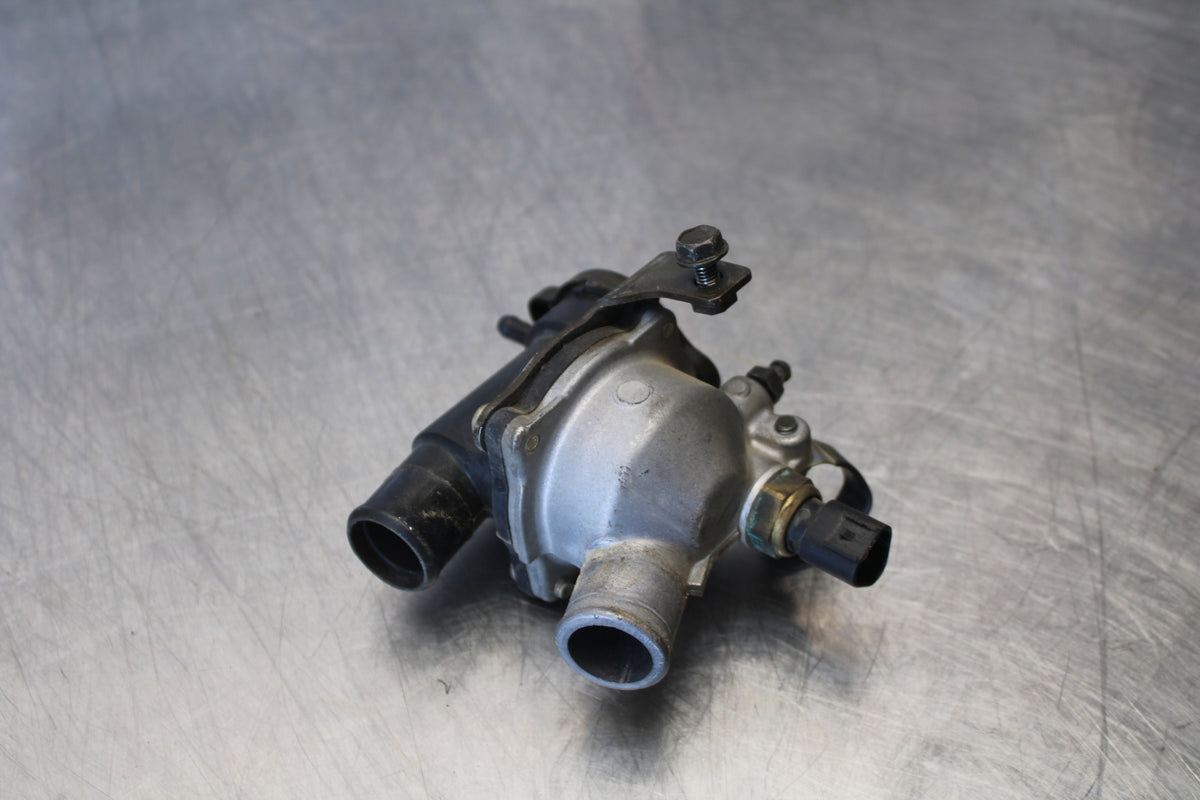 03-06 KAWASAKI Z1000 THERMOSTAT W HOUSING ASSEMBLY BB164