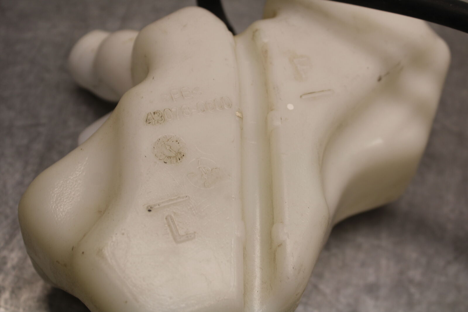 18-22 KAWASAKI NINJA 400 EX400 ABS COOLANT WATER TANK RESERVOIR BOTTLE BB416