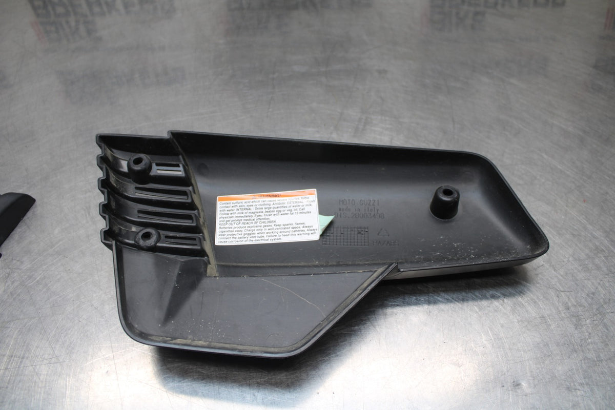 19 MOTO GUZZI V7 III RIGHT LEFT FRONT SIDE SEAT PANELS TRIM COWLS FAIRINGS BB831