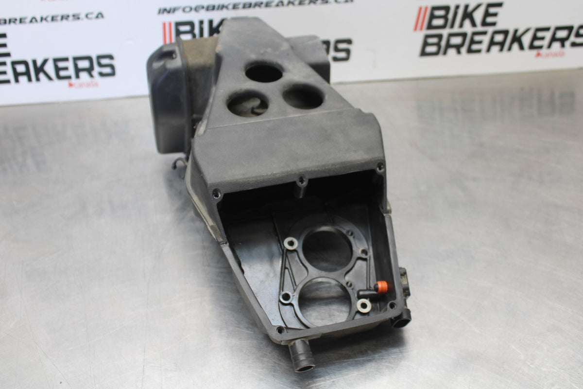 05-06 VICTORY KINGPIN DELUXE AIRBOX AIR INTAKE FILTER BOX BB195