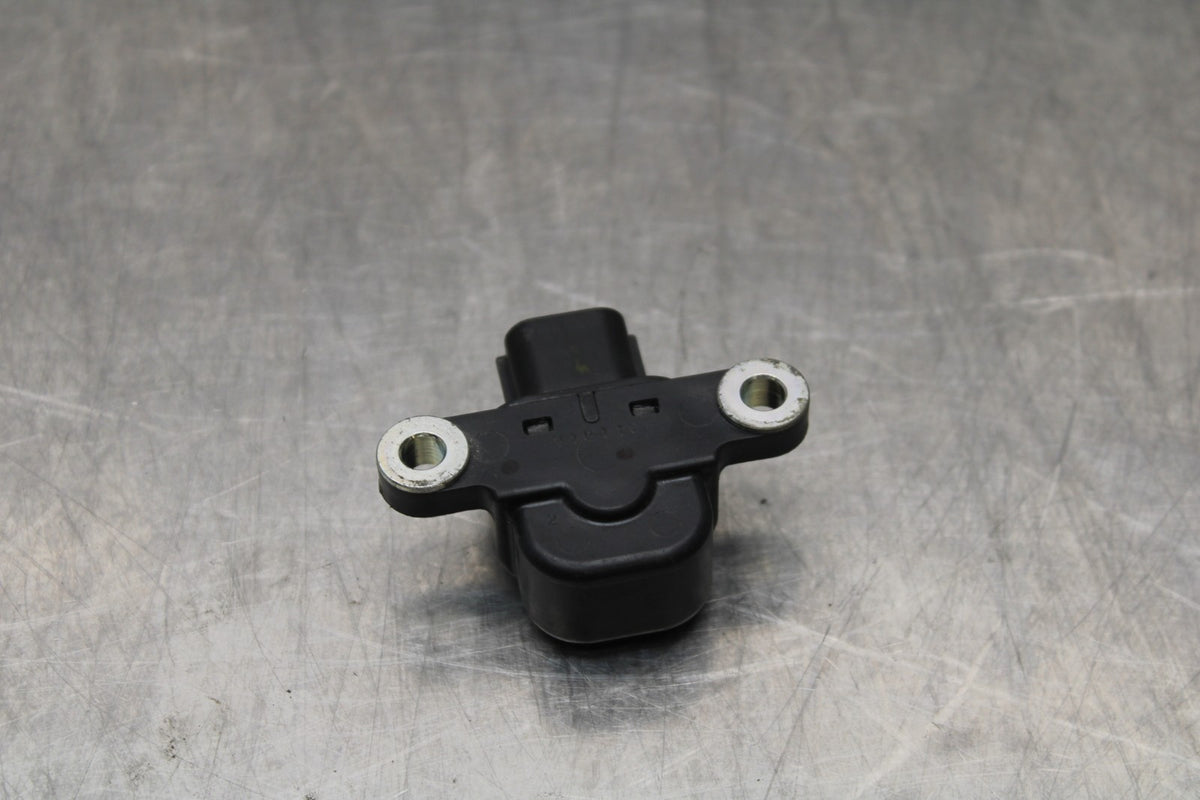 19-23 KAWASAKI NINJA ZX6R TIP OVER BANK ANGLE CRASH SENSOR SWITCH BB188
